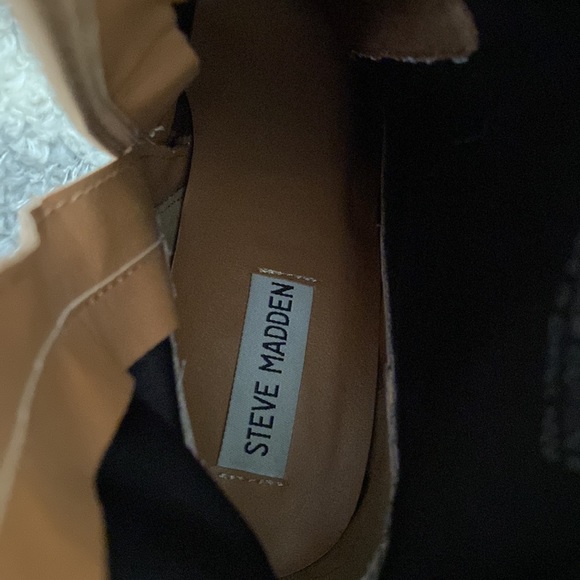 Booties - Picture 9 of 9